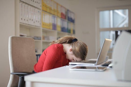Burn-out et stress chronique : les adaptogènes peuvent-ils aider ? - French Mush